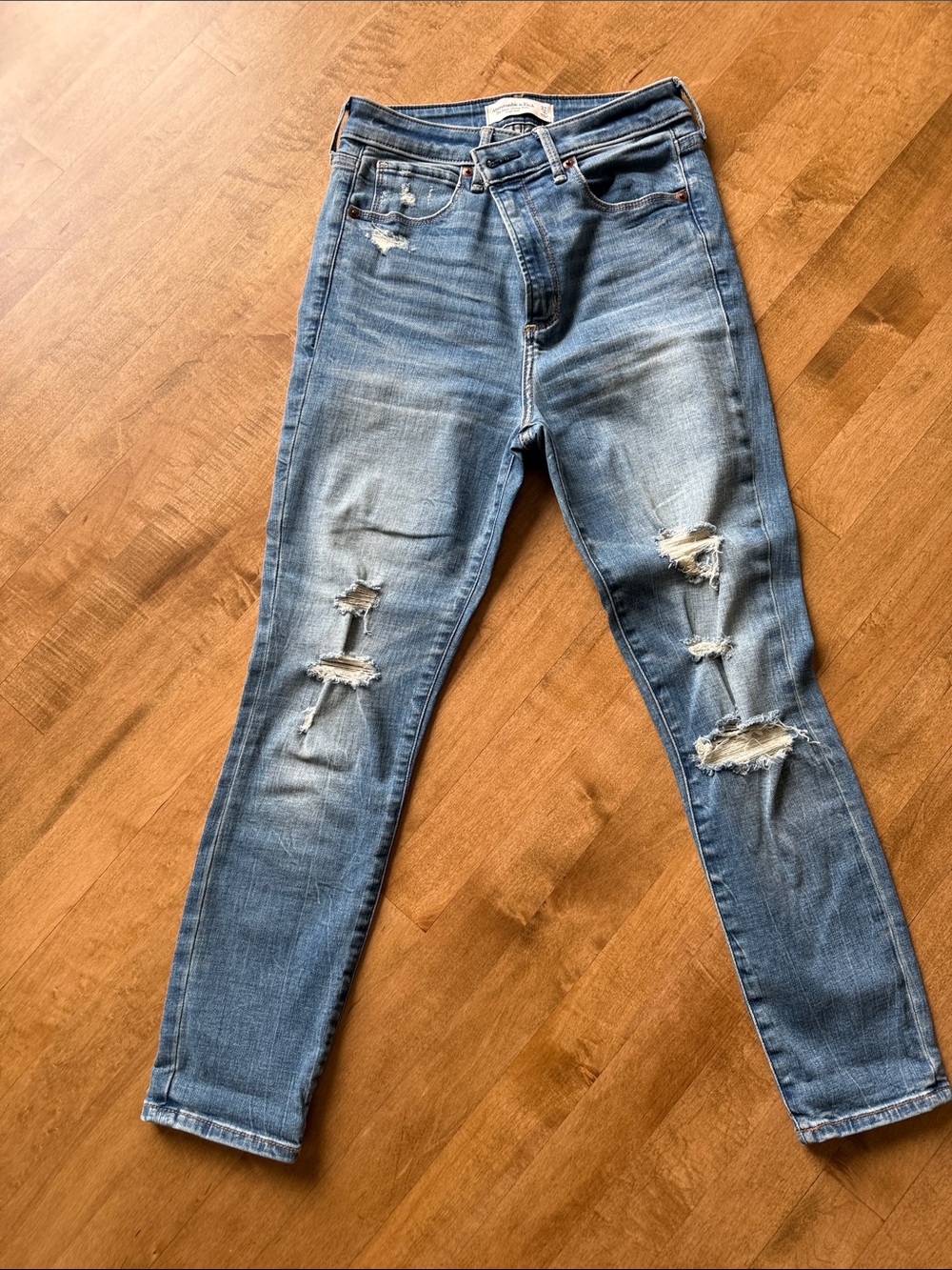 Abercrombie & Fitch Light Blue Distressed Skinny Jeans